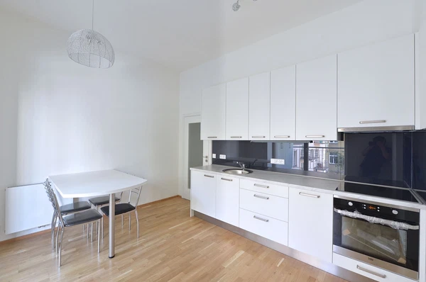 Žižkovo náměstí, Žižkov - Prague 3 | Rent, Apartment, One-bedroom (2+kk), 38 m²