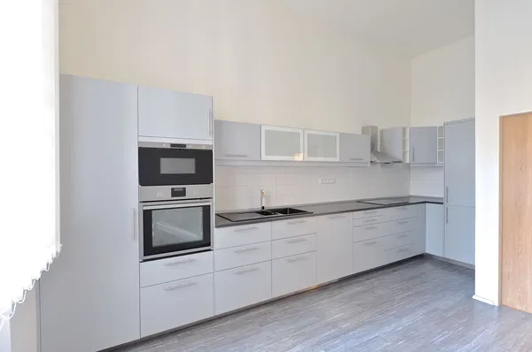 Havanská, Bubeneč - Praha 7 | Pronájem, Byt, 6+1, 239 m²