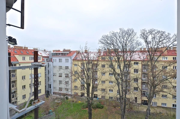 N. A. Někrasova, Bubeneč - Prague 6 | Sale, Apartment, Three-bedroom (4+kk), 112 m²