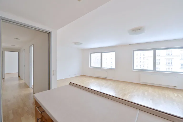Kováků, Smíchov - Prague 5 | Sale, Apartment, Two-bedroom (3+kk), 105 m²
