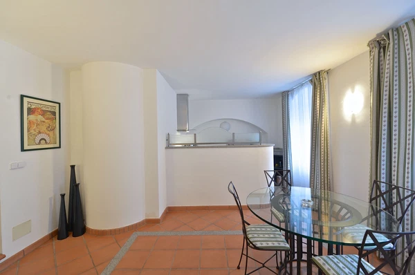 Hroznová, Malá Strana - Prague 1 | Rent, Apartment, Three-bedroom (4+1), 105 m²