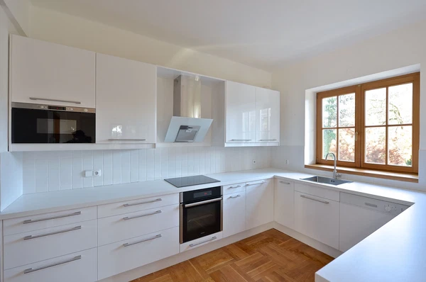 Havlovického, Hodkovičky - Prague 4 | Rent, House, Seven-bedroom (8+1)