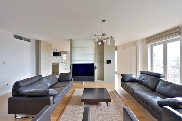 Na Hřebenech II, Podolí - Prague 4 | Rent, Apartment, Four-bedroom (5+kk), 300 m²