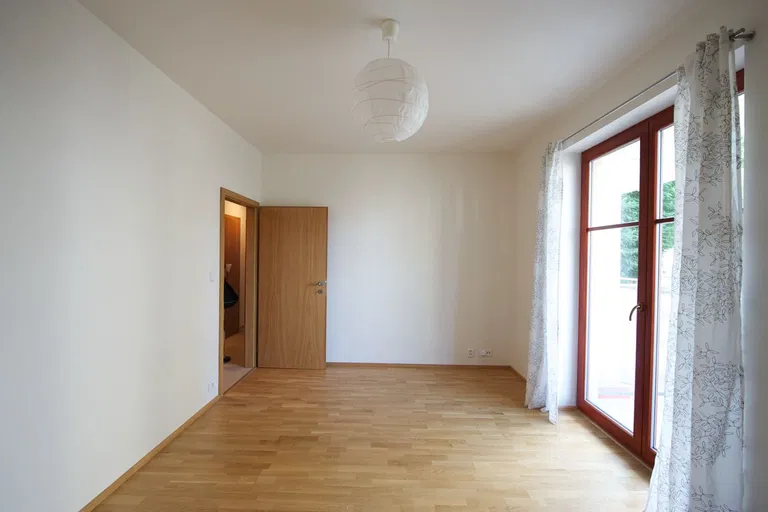 Paťanka, Dejvice - Prague 6 | Rent, Apartment, Two-bedroom (3+kk), 80 m²