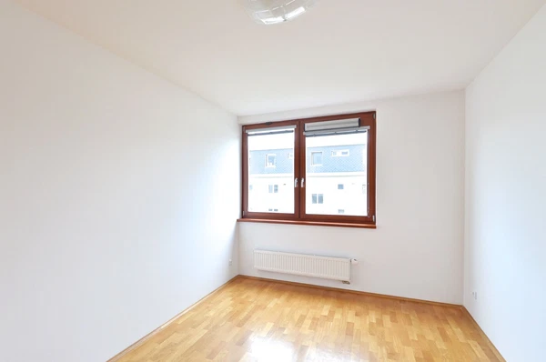 Ruská, Vršovice - Prague 10 | Rent, Apartment, Two-bedroom (3+kk), 95 m²