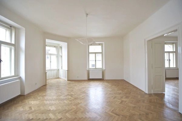 Řeznická, Nové Město - Prague 1 | Rent, Apartment, Three-bedroom (4+1), 136 m²