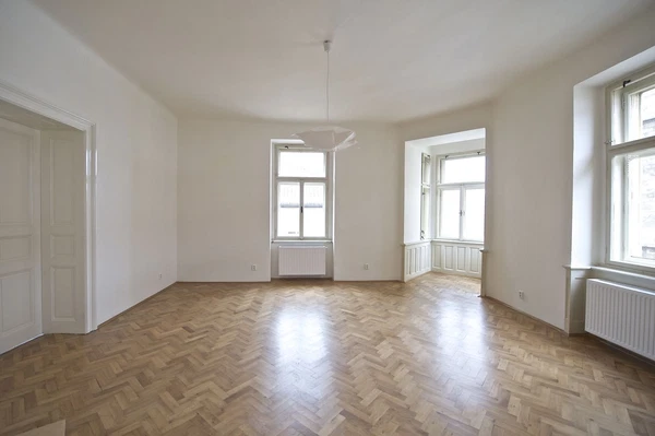 Řeznická, Nové Město - Prague 1 | Rent, Apartment, Three-bedroom (4+1), 136 m²