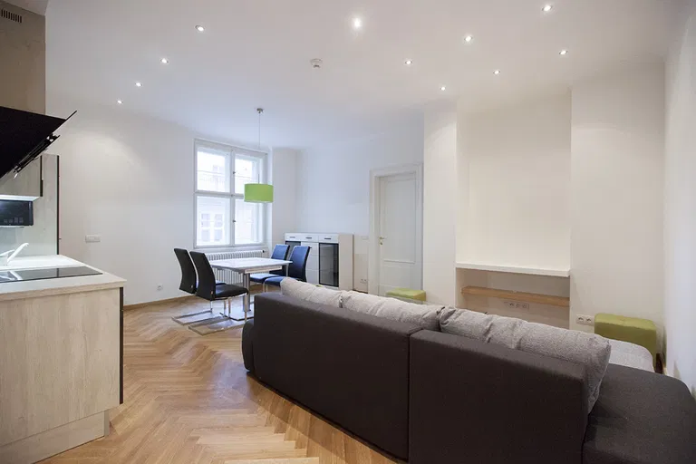 Dlouhá, Staré Město - Praha 1 | Pronájem, Byt, 2+kk, 55 m²