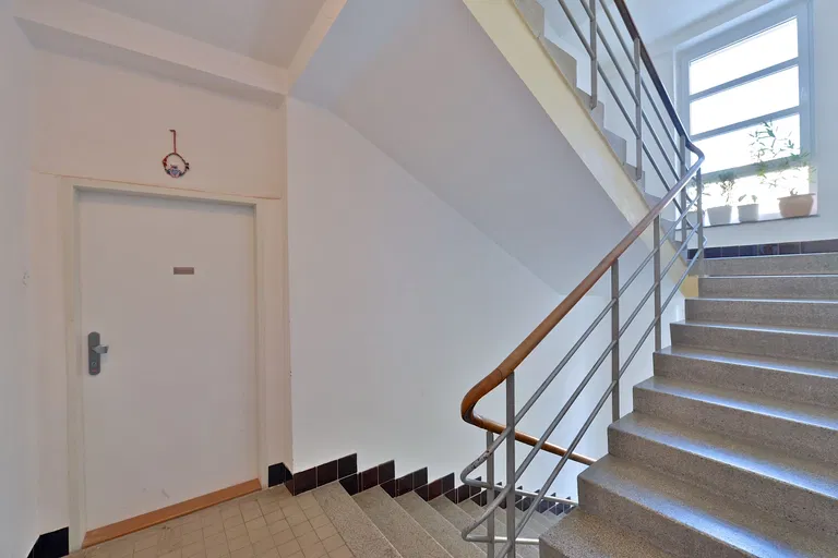 Generála Píky, Dejvice - Prague 6 | Sale, Apartment, Three-bedroom (4+kk), 93 m²