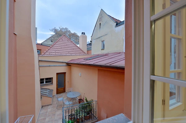 Mostecká, Malá Strana - Prague 1 | Rent, Apartment, One-bedroom (2+kk), 42 m²