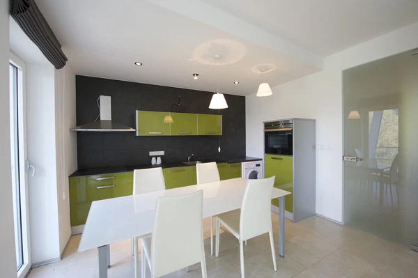 U Sluncové, Karlín - Prague 8 | Rent, Apartment, One-bedroom (2+kk), 88 m²