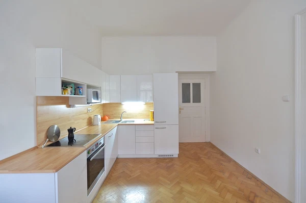 Šmeralova, Bubeneč - Prague 7 | Rent, Apartment, Two-bedroom (3+1), 97 m²