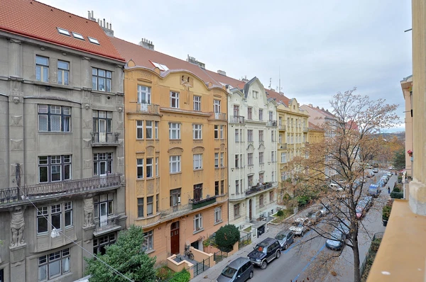 Šmeralova, Bubeneč - Prague 7 | Rent, Apartment, Two-bedroom (3+1), 97 m²