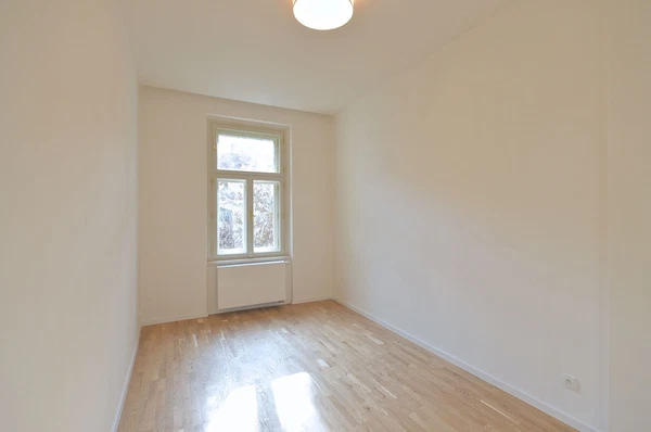 Máchova, Vinohrady - Prague 2 | Rent, Apartment, Two-bedroom (3+1), 90 m²