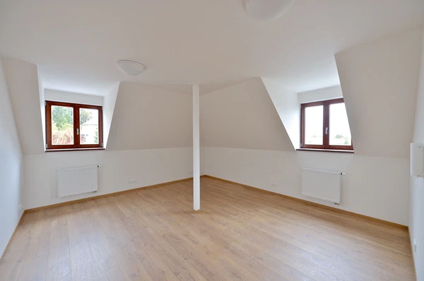 Kovářova, Stodůlky - Prague 5 | Rent, Apartment, Four-bedroom (5+kk), 142 m²