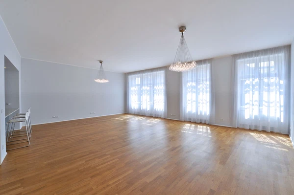 Senovážné náměstí, Staré Město - Praha 1 | Pronájem, Byt, 5+kk, 213 m²