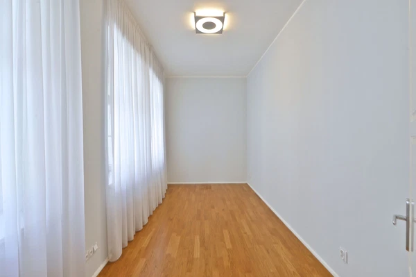 Senovážné náměstí, Staré Město - Praha 1 | Pronájem, Byt, 5+kk, 213 m²