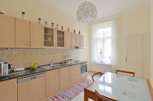 Lucemburská, Vinohrady - Prague 3 | Rent, Apartment, One-bedroom (2+1), 90 m²