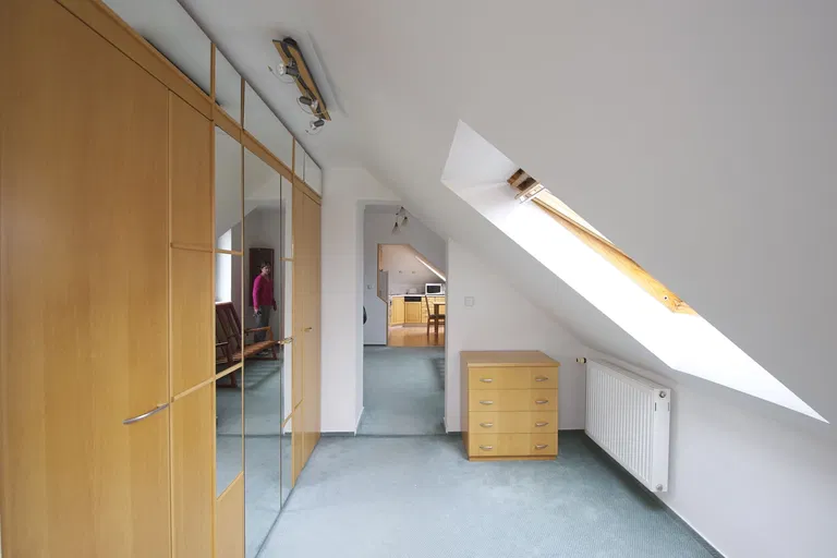Nad vodovodem, Strašnice - Prague 10 | Rent, Apartment, One-bedroom (2+kk), 46 m²