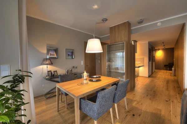 Zengrova, Dejvice - Praha 6 | Rent, Apartment, Three-bedroom (4+kk), 175 m²