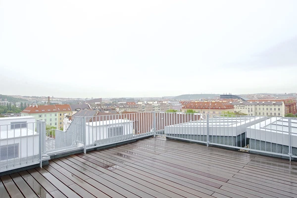 Komunardů, Holešovice - Prague 7 | Rent, Apartment, Three-bedroom (4+kk), 196 m²