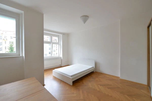 Uralská, Bubeneč - Prague 6 | Rent, Apartment, One-bedroom (2+1), 82 m²