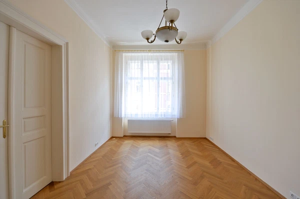 Řehořova, Žižkov - Prague 3 | Rent, Apartment, Two-bedroom (3+1), 130 m²