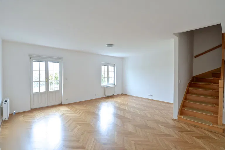 U Házů, Nebušice - Prague 6 | Rent, House, Three-bedroom (4+1), 183 m²