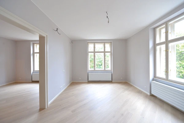 Na Hrobci, Nové Město - Prague 2 | Sale, Apartment, Two-bedroom (3+1), 127 m²