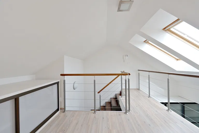 Gutova, Strašnice - Praha 10 | Pronájem, Byt, 2+kk, 75 m²