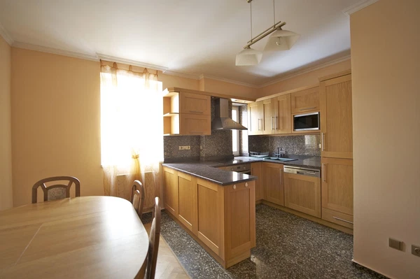 Tomáškova, Smíchov - Prague 5 | Rent, Apartment, Two-bedroom (3+1), 117 m²