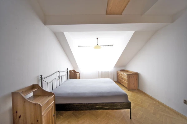 Tomáškova, Smíchov - Prague 5 | Rent, Apartment, Two-bedroom (3+1), 117 m²