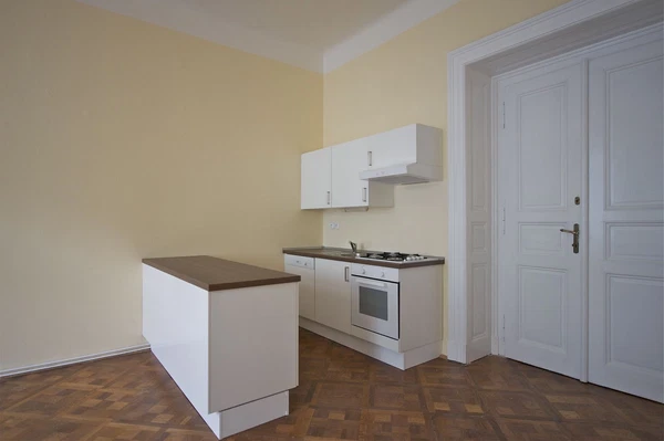 Legerova, Vinohrady - Prague 2 | Rent, Apartment, Three-bedroom (4+kk), 105 m²