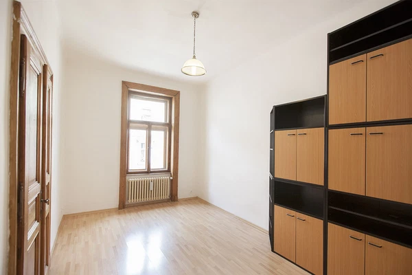 Řehořova, Žižkov - Prague 3 | Rent, Apartment, One-bedroom (2+1), 70 m²