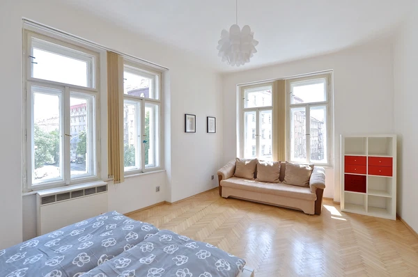 Slovinská, Vršovice - Prague 10 | Rent, Apartment, One-bedroom (2+kk), 59 m²