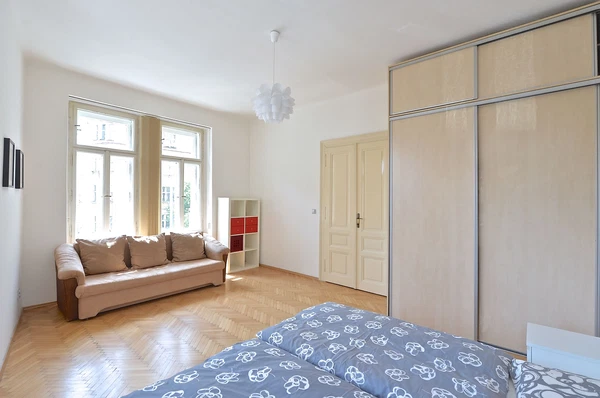 Slovinská, Vršovice - Prague 10 | Rent, Apartment, One-bedroom (2+kk), 59 m²