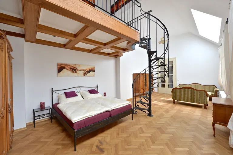 Míšeňská, Malá Strana - Praha 1 | Pronájem, Byt, 3+kk, 220 m²