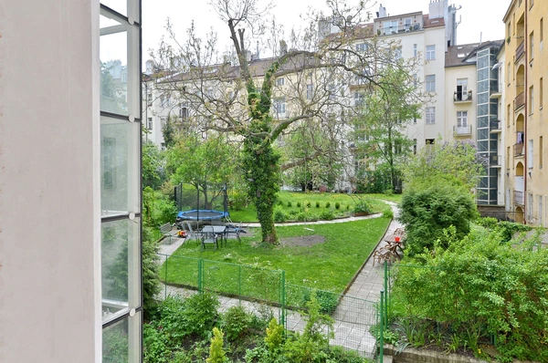 Slezská, Vinohrady - Praha 2 | Pronájem, Byt, 2+kk, 55 m²