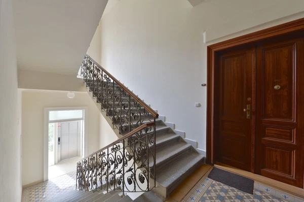 Slezská, Vinohrady - Prague 2 | Rent, Apartment, One-bedroom (2+kk), 55 m²