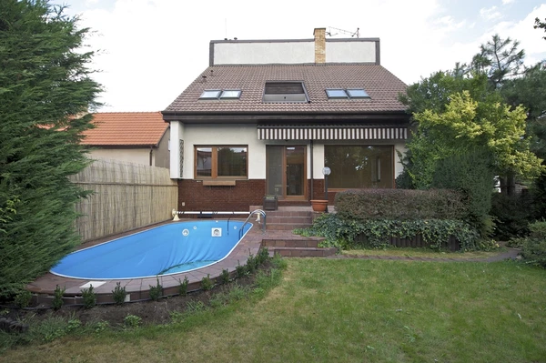 Šatalská, Libuš - Prague 4 | Sale, House, Five-bedroom (6+kk)