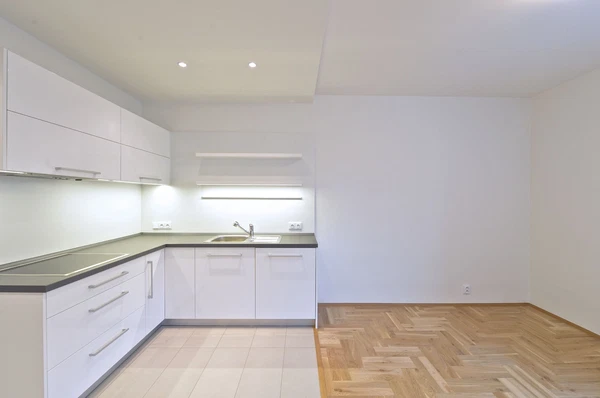 Zelená, Dejvice - Praha 6 | Pronájem, Byt, 2+kk, 42 m²