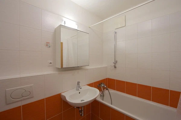 Ke Klimentce, Smíchov - Prague 5 | Rent, Apartment, Three-bedroom (4+kk), 97 m²