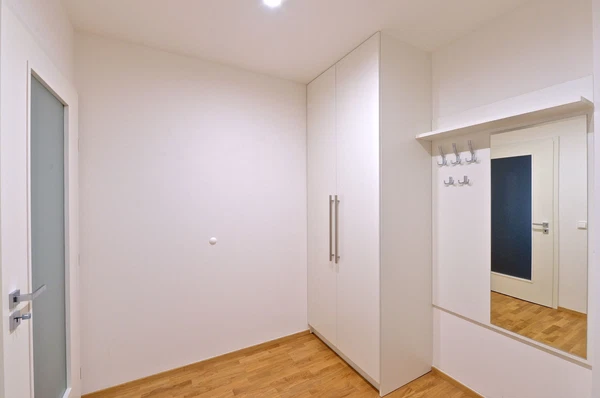 Baarova, Michle - Prague 4 | Rent, Apartment, Three-bedroom (4+kk), 129 m²