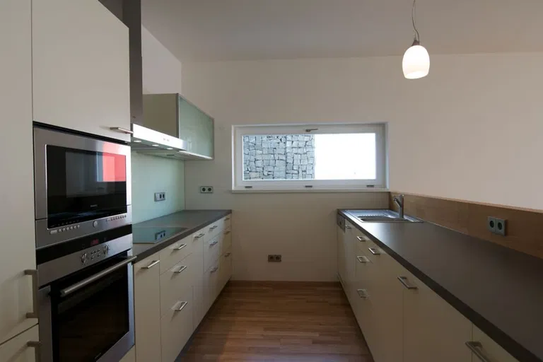 Hanzelkova, Dejvice - Prague 6 | Rent, House, Four-bedroom (5+kk), 250 m²
