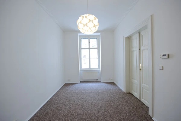 Kroftova, Smíchov - Prague 5 | Sale, Apartment, One-bedroom (2+1), 67 m²