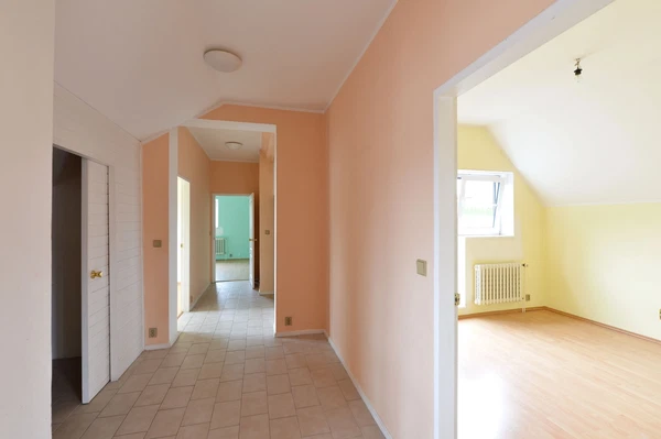 K Lesu, Horoměřice - Prague 6 | Sale, House, Four-bedroom (5+kk)