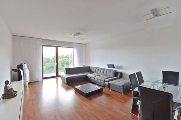 Vršovická, Vršovice - Prague 10 | Rent, Apartment, Two-bedroom (3+kk), 92 m²