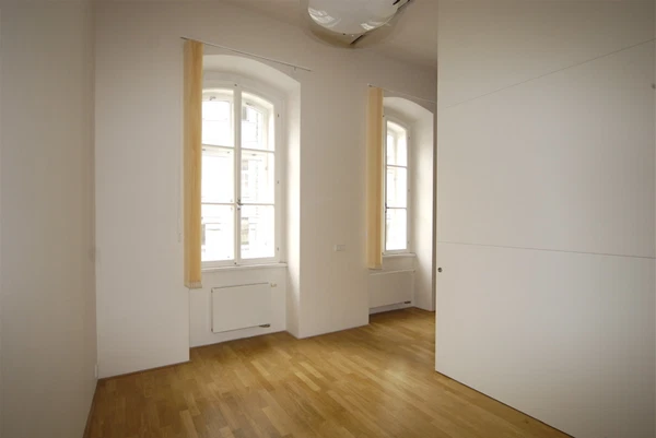 Vojtěšská, Staré Město - Prague 1 | Rent, Apartment, Two-bedroom (3+kk), 80 m²