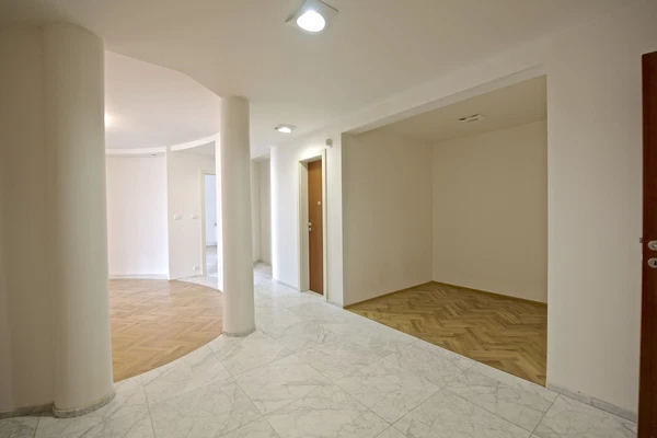 Rooseveltova, Bubeneč - Prague 6 | Sale, Apartment, Four-bedroom (5+1), 378 m²