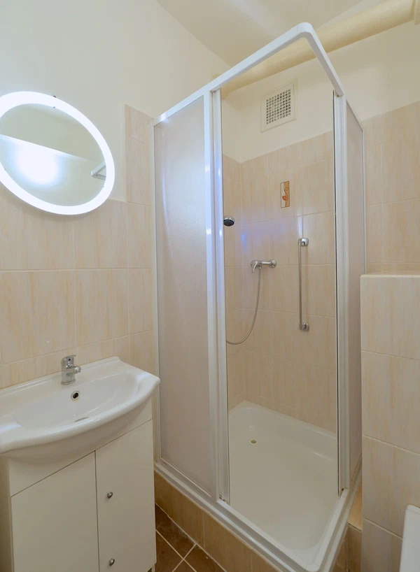 Tusarova, Holešovice - Prague 7 | Rent, Apartment, Studio (1+1), 33 m²